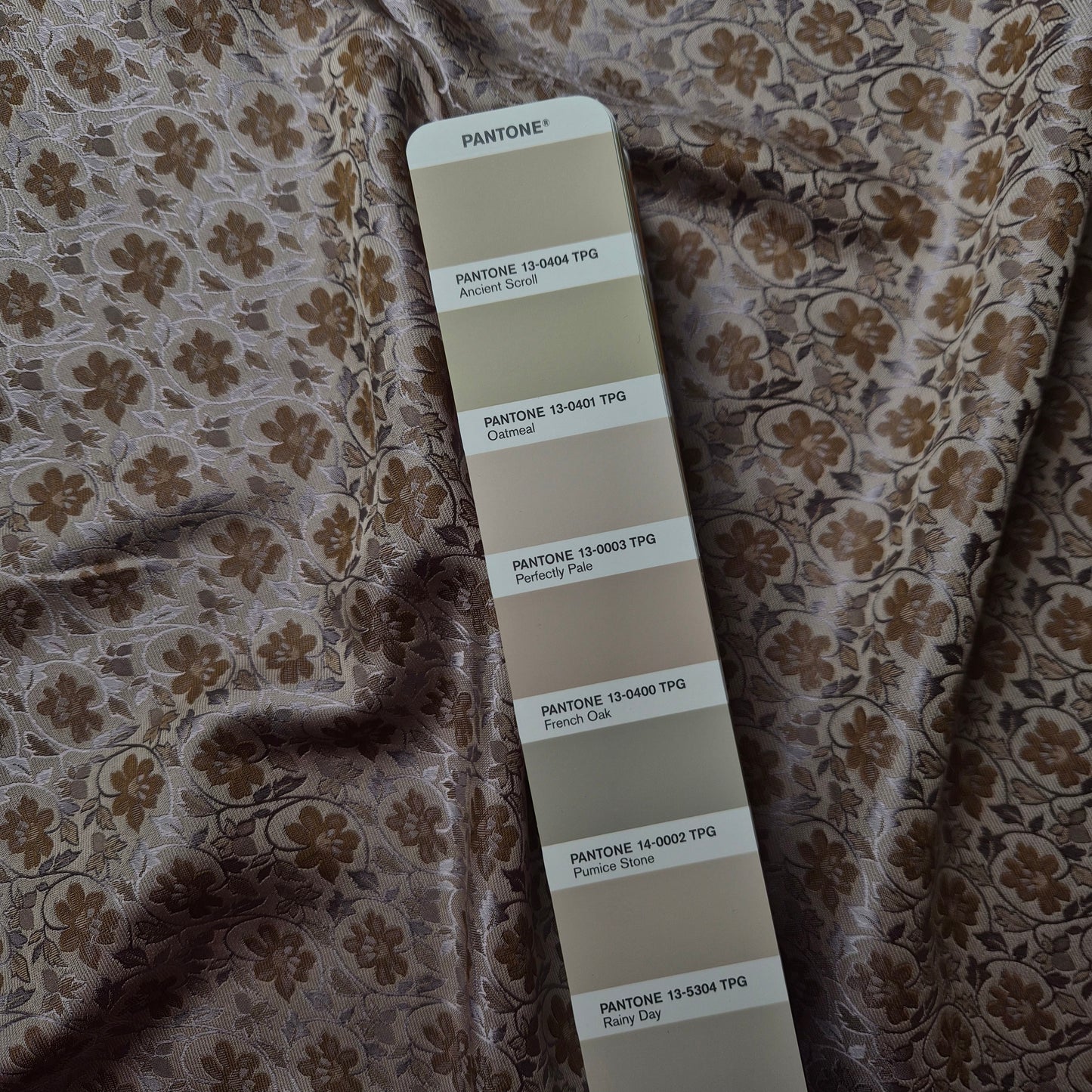 Jacquard · Polyester · Floral · Braun und blautöne · 145 cm · Meterware