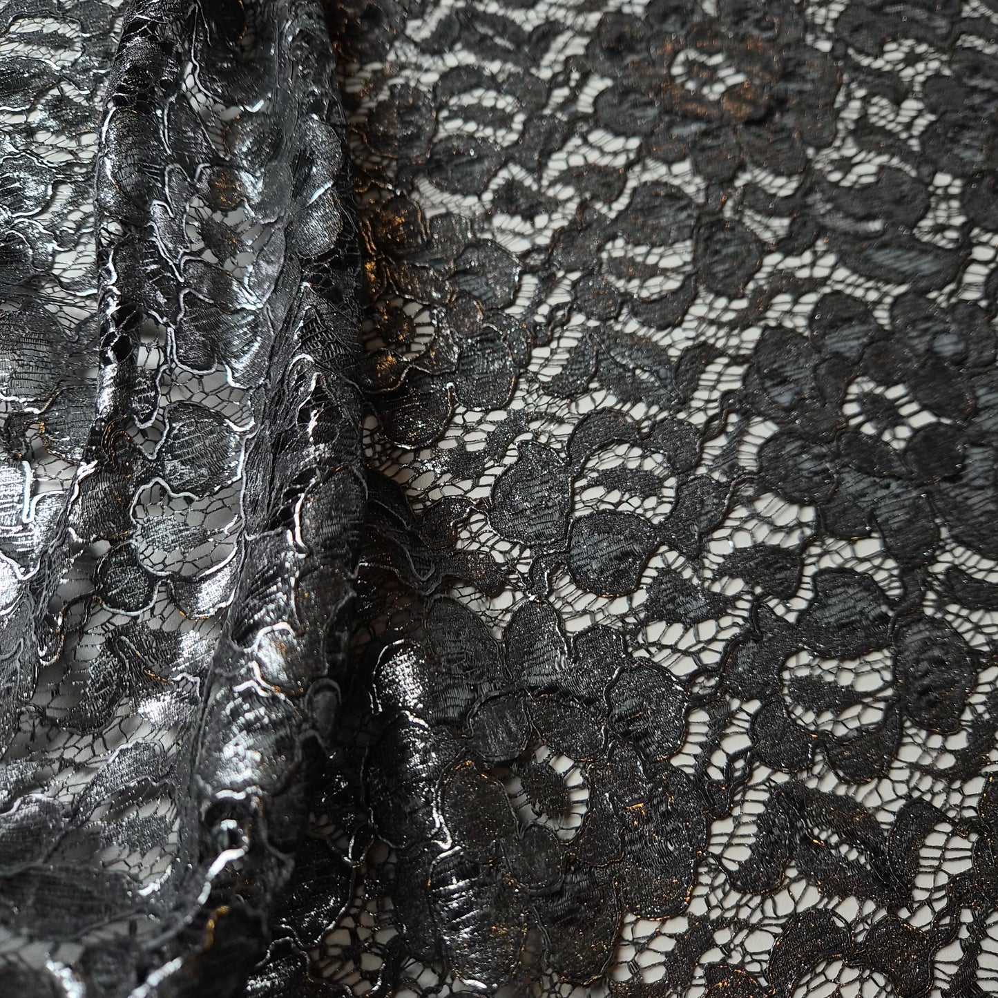 Spitze · Polyester · Floral · 145 cm · Meterware