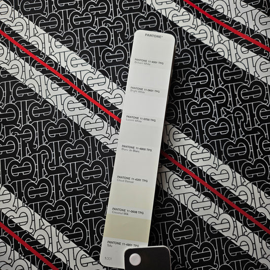Meterware · Taschenstoff · Polyester · Logo · Pantone Lucent White · 150 cm · 180 g/m²