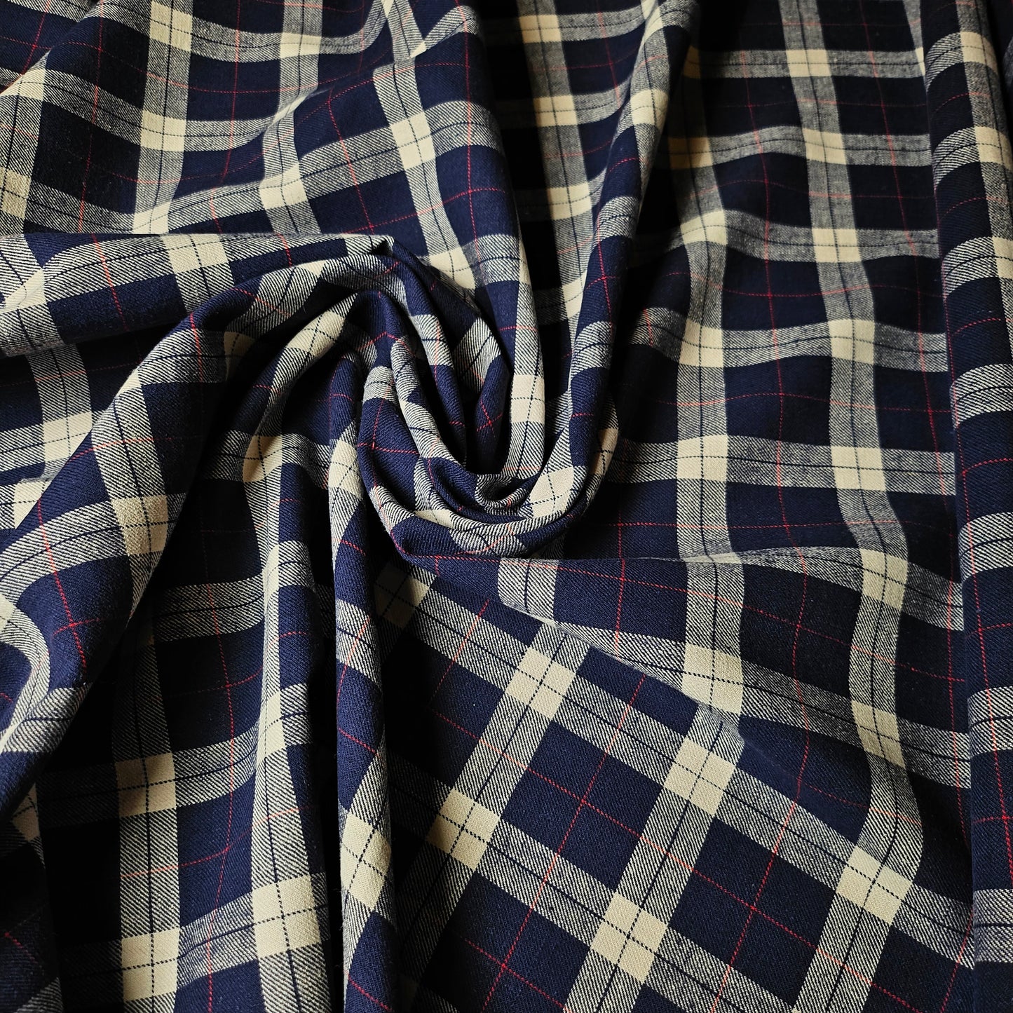 Flanell · Baumwolle · Kariert · Weiß und Rottöne · 140 cm · 190 g/m² · Meterware