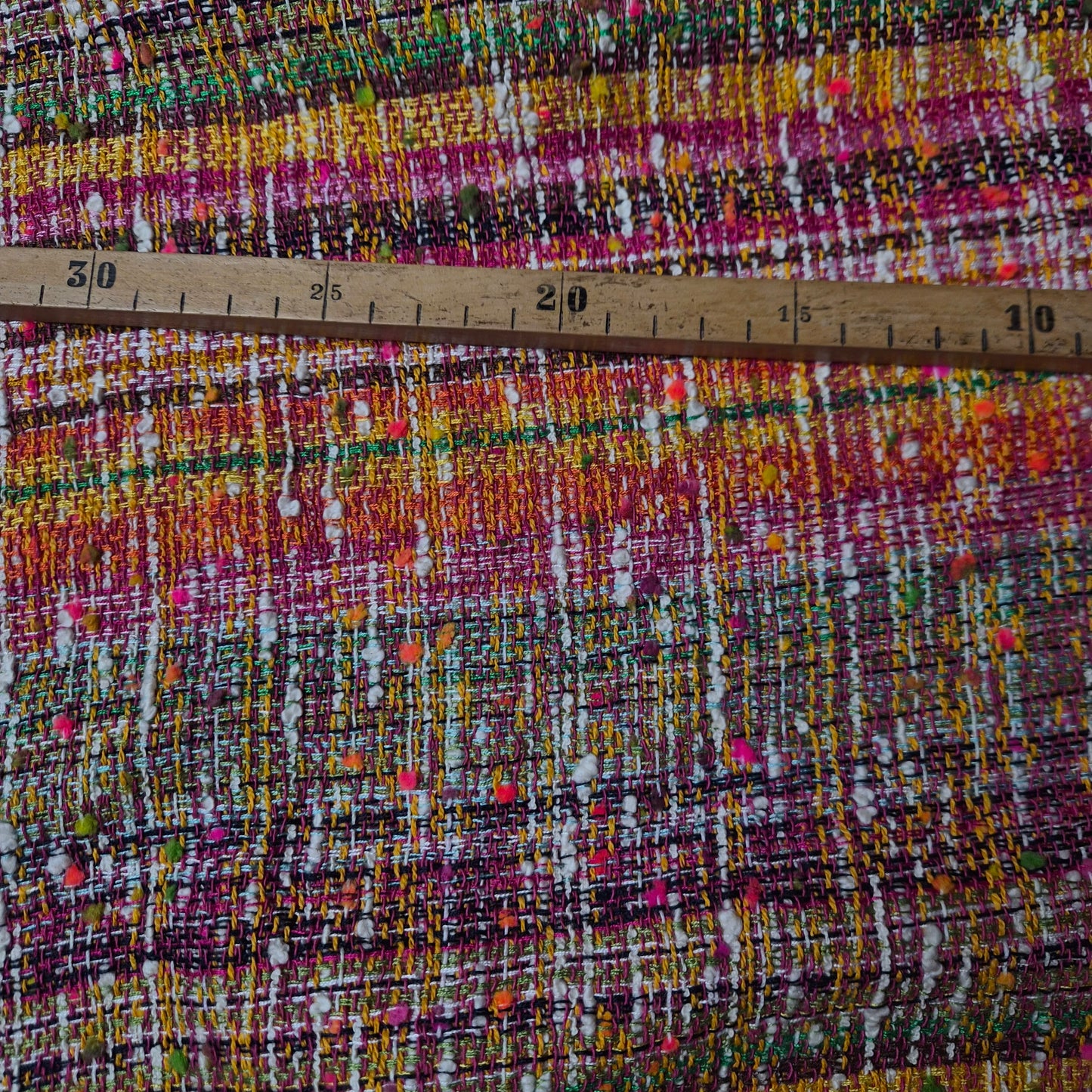 Meterware · Tweed · Baumwolle 43%, Viskose 27%, Polyester 31% · Kariert · Pastelltöne · 140 cm