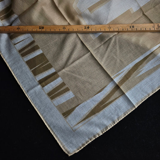 Deadstock · 64×64 cm