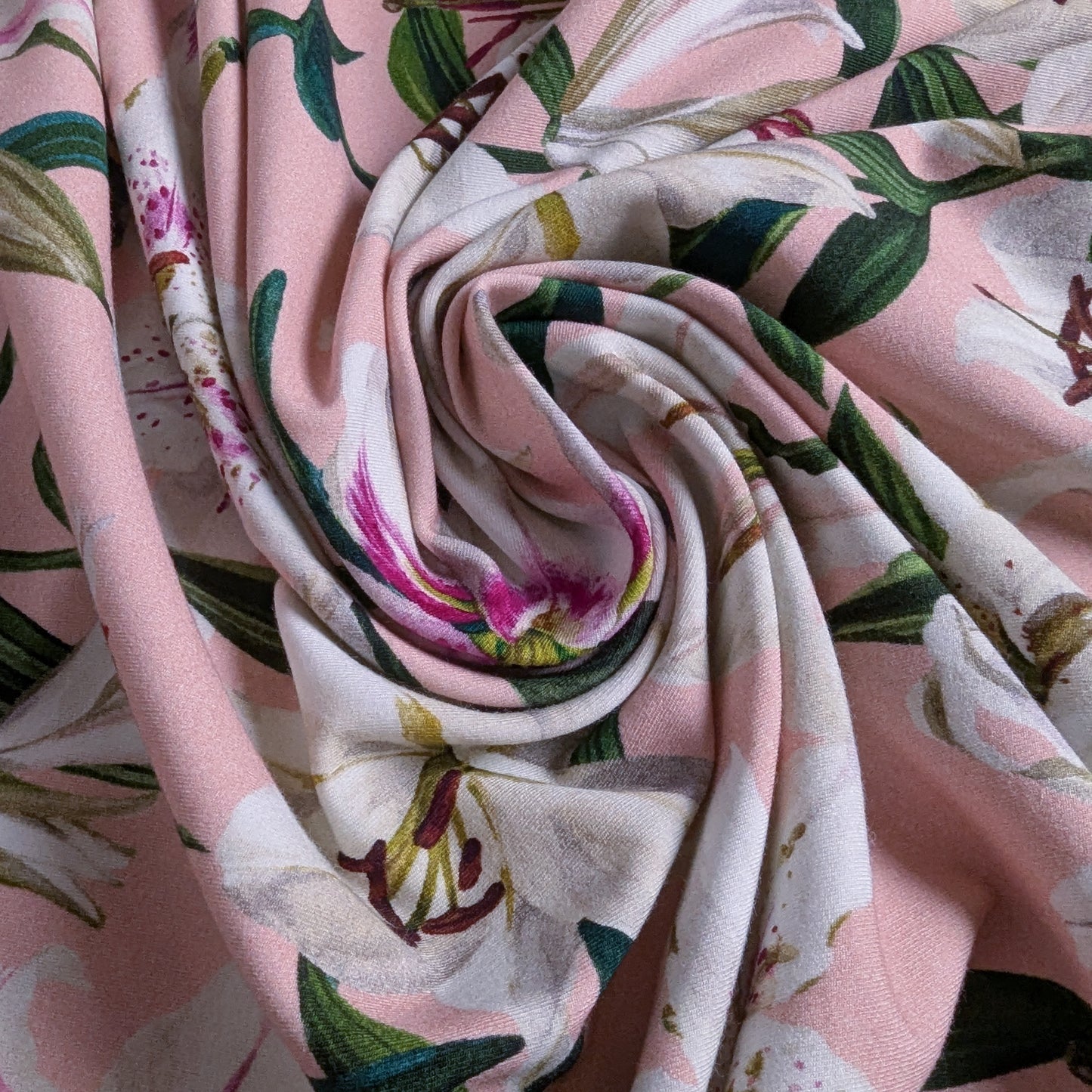 Lycra · Stretch · Kunstfaser · Blumen · Farbe: Pasteltöne · 120 cm · 250 g/m² · Meterware