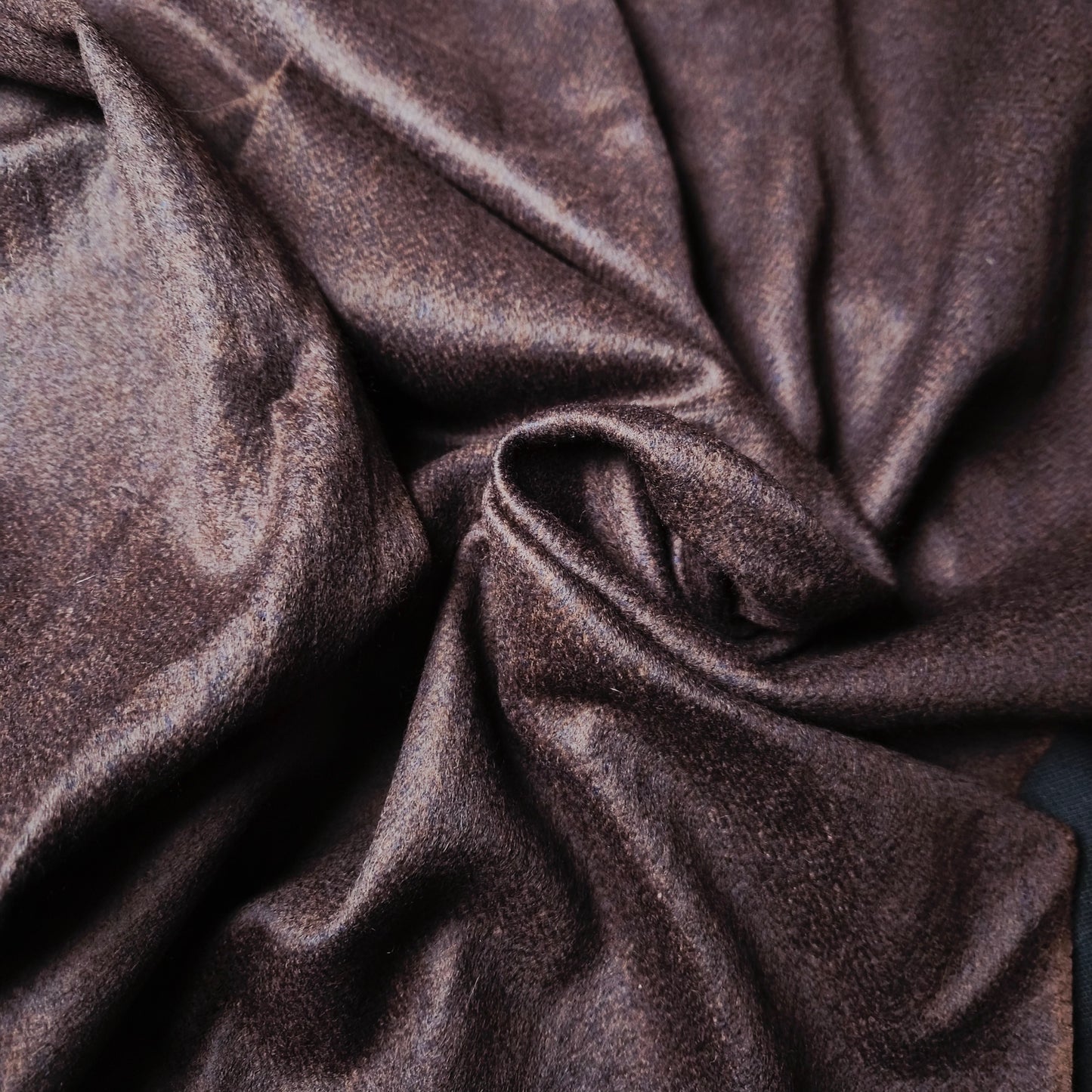 Kaschmirschal, Pantone Chocolate Plum · 47×175 cm