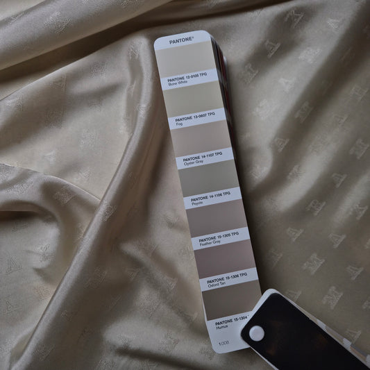 Futter · Viskose · Logo · Pantone Bone White · 140 cm · 90 g/m² · Meterware