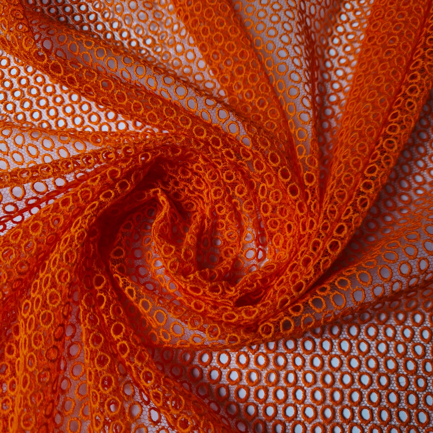 Spitze · Baumwolle · Geometrisch · Pantone Orange Tiger · 115 cm · Meterware