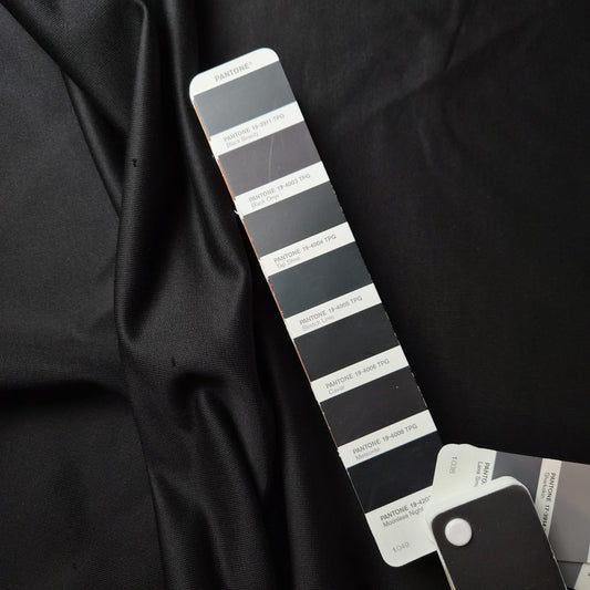 Meterware · French Terry · Baumwolle 68%, Seide 32% · Pantone Moonless Night · 165 cm · 320 g/m²