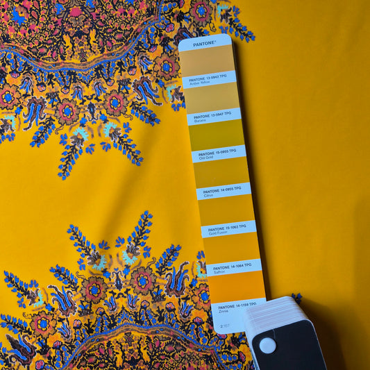 Lycra · Kunstfaser, Elasthan · Ornament · Farbe: Gelbtöne · 75×130 cm · 190 g/m² · Panel