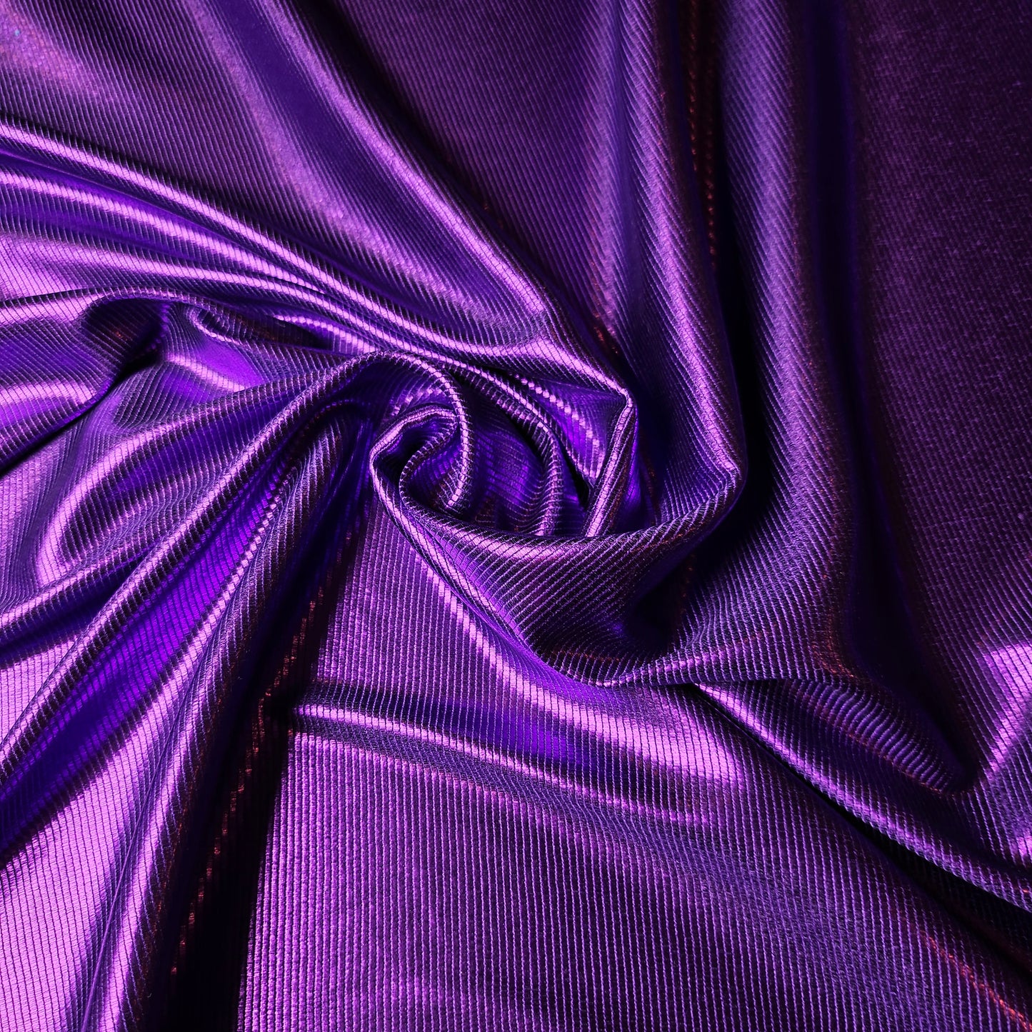Cord, Pantone Tillandsia Purple · 140×120 cm