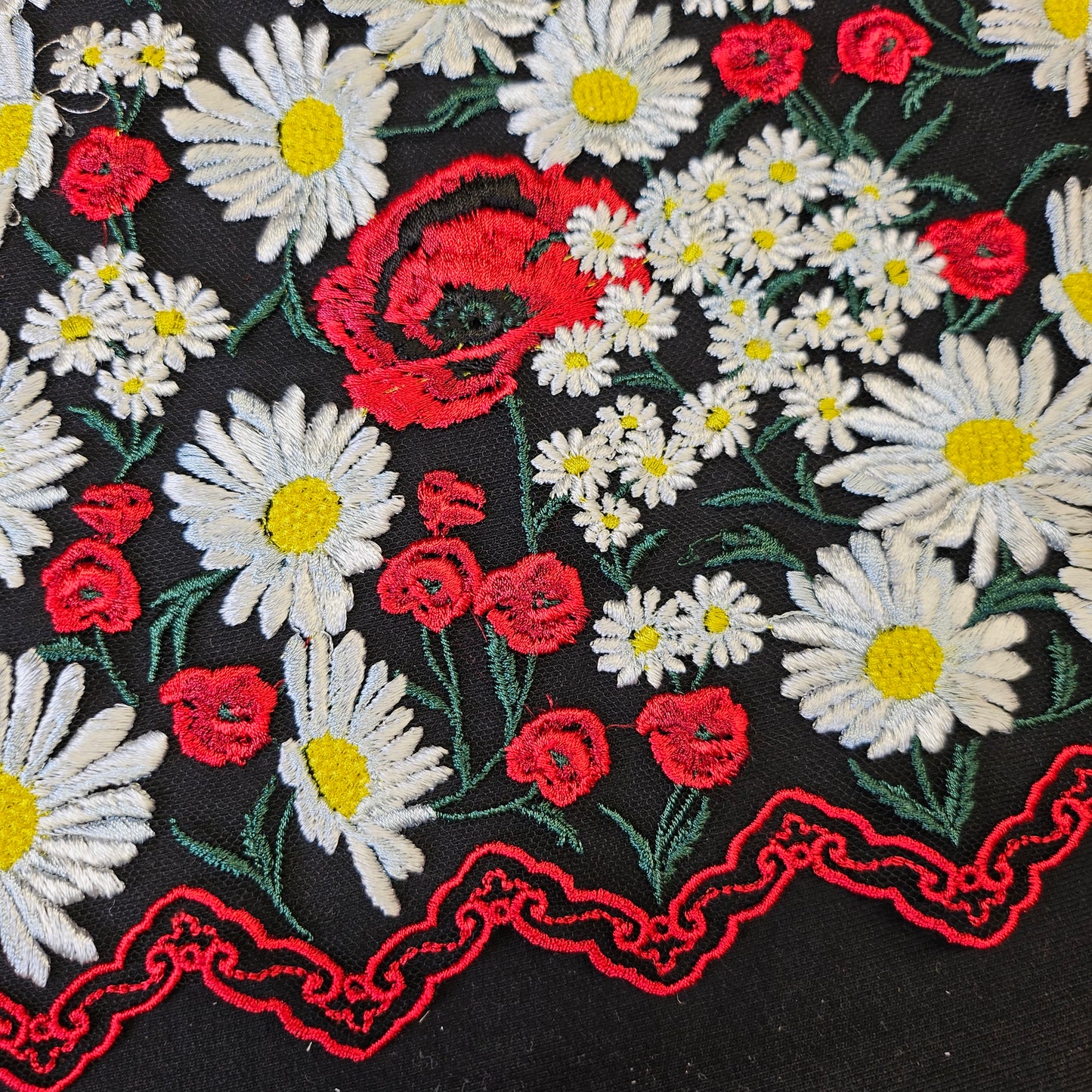 Kunstfaser, Spitze, Pantone Black Beauty · 26cm