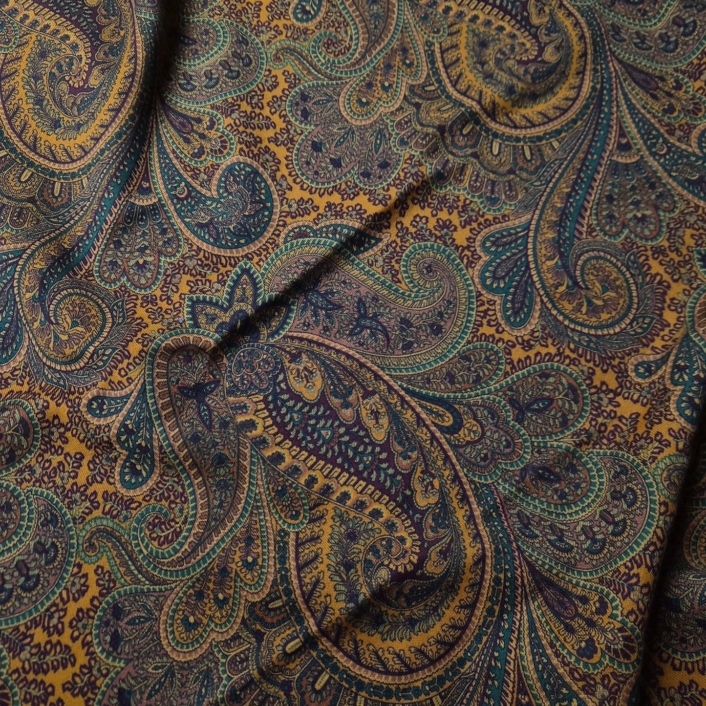 Sweat · Baumwolle · Paisley · Gelbtöne · 170×170 cm · Einzelstück