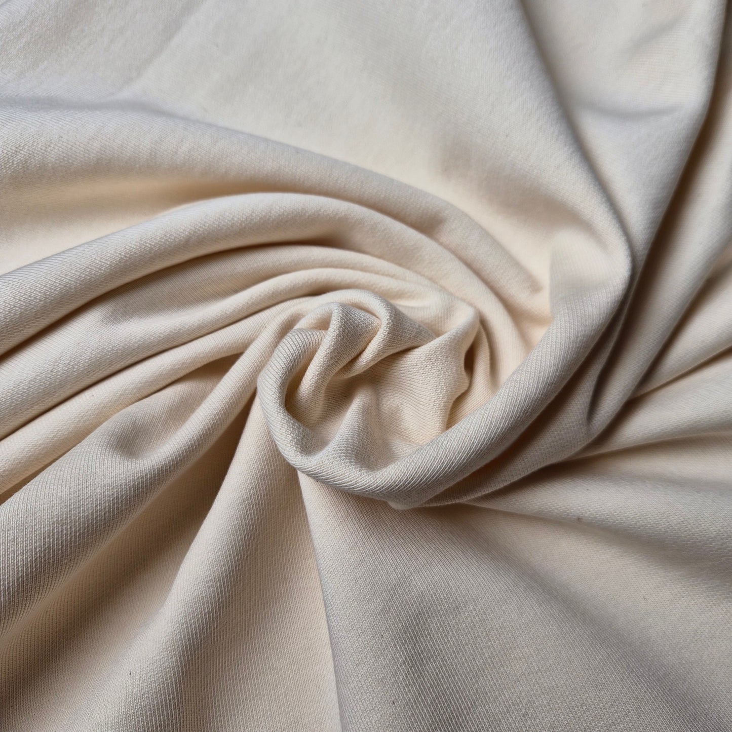 Kombipaket · Sweat & Bündchen · Baumwolle · Uni · Pantone Spruce · Stoff 220×190 cm · Bündchen 50×120 cm