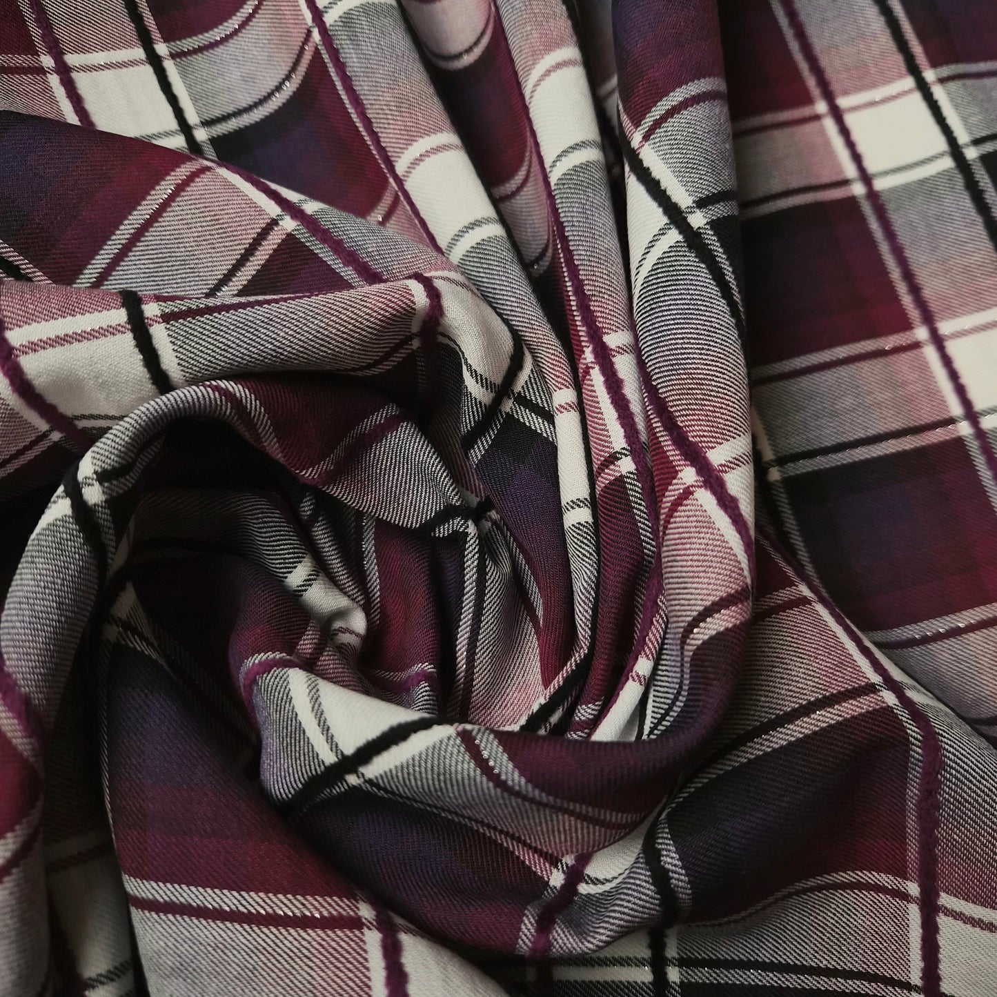 Meterware · Hemdenstoff · Mit Lurex · Baumwolle, Lurex · Kariert · Beerentöne · 150 cm · 110 g/m²