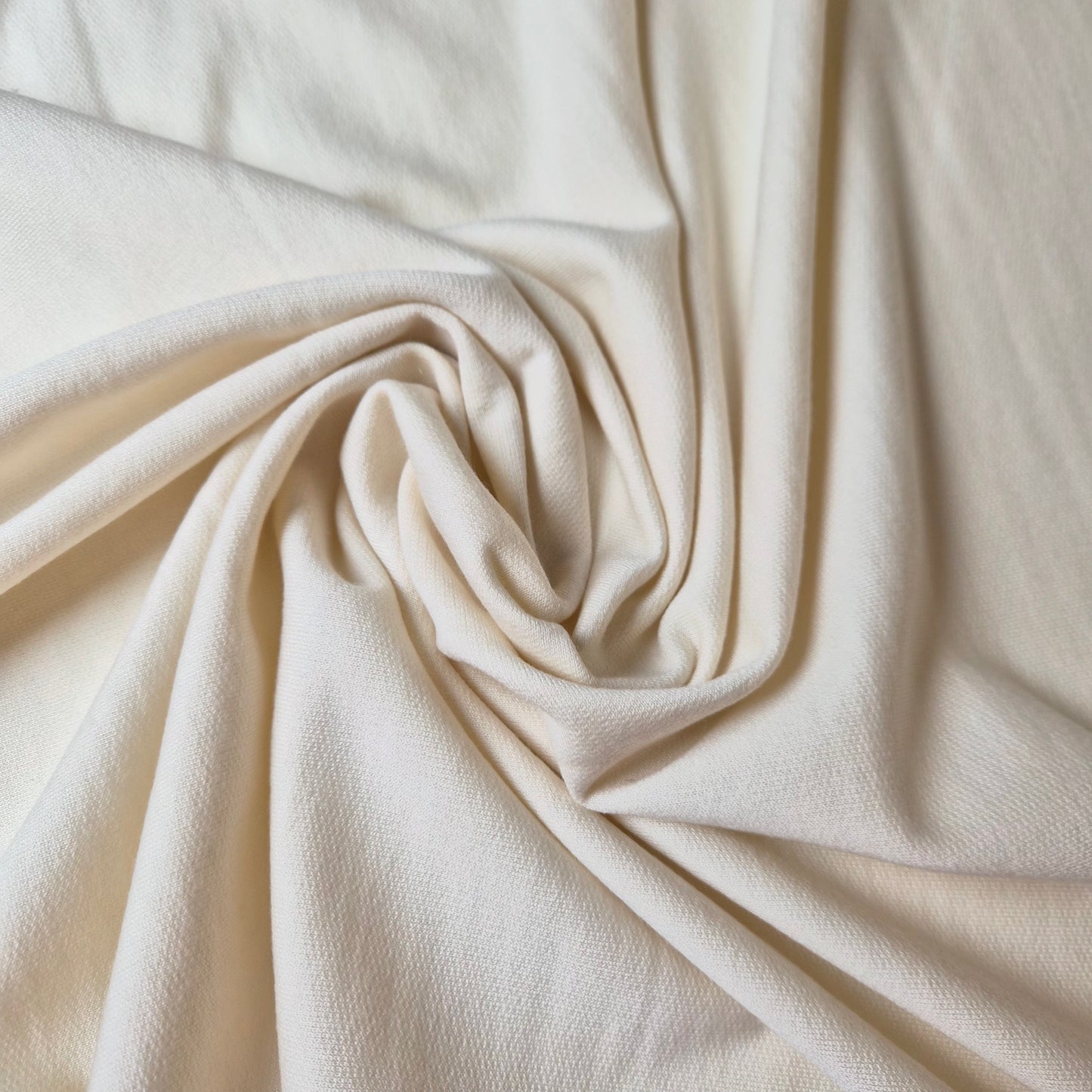 French Terry, Kaschmir, Pantone Winter White · 140 cm · 270 g/m²