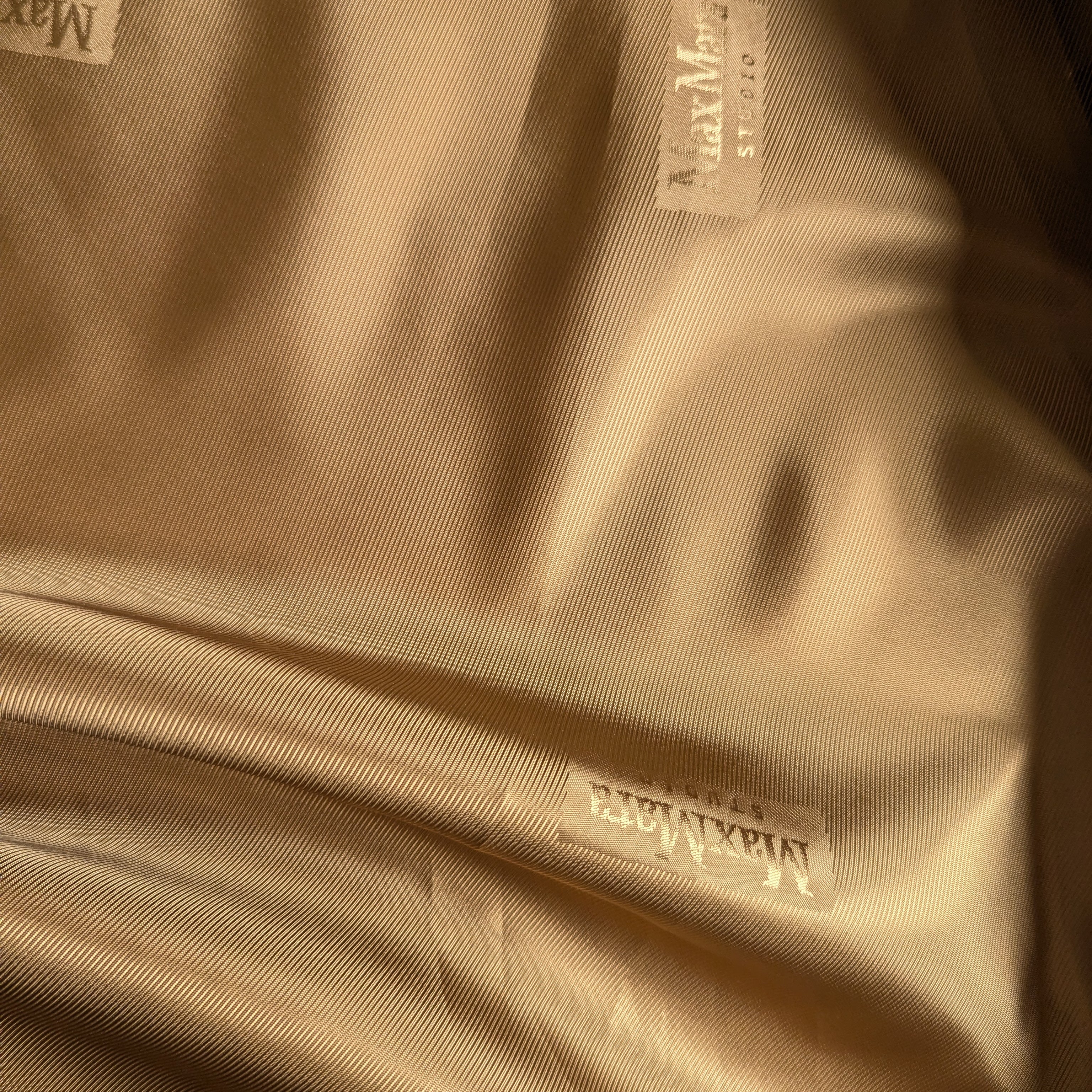 Deadstock Viskose-Futterstoff, M*x M*ra St*dio – Camel (Breite 140 cm) (M6X2X02)