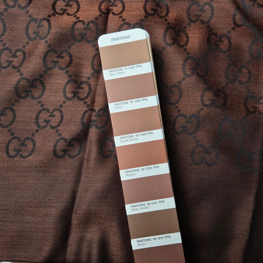 Schal, Wolle, Seide, Webware, Pantone Baltic Amber · 70×200 cm