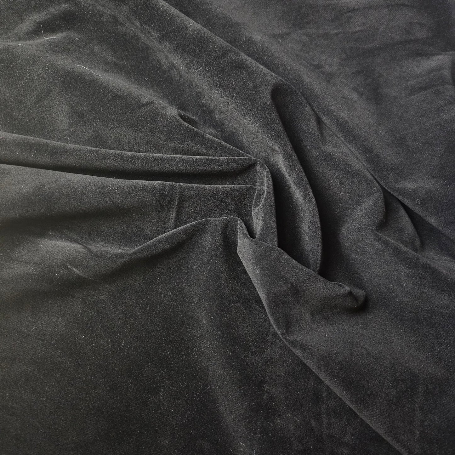 Meterware · Samtdenim · Baumwolle · Pantone Moonless Night · 150 cm · 320 g/m²