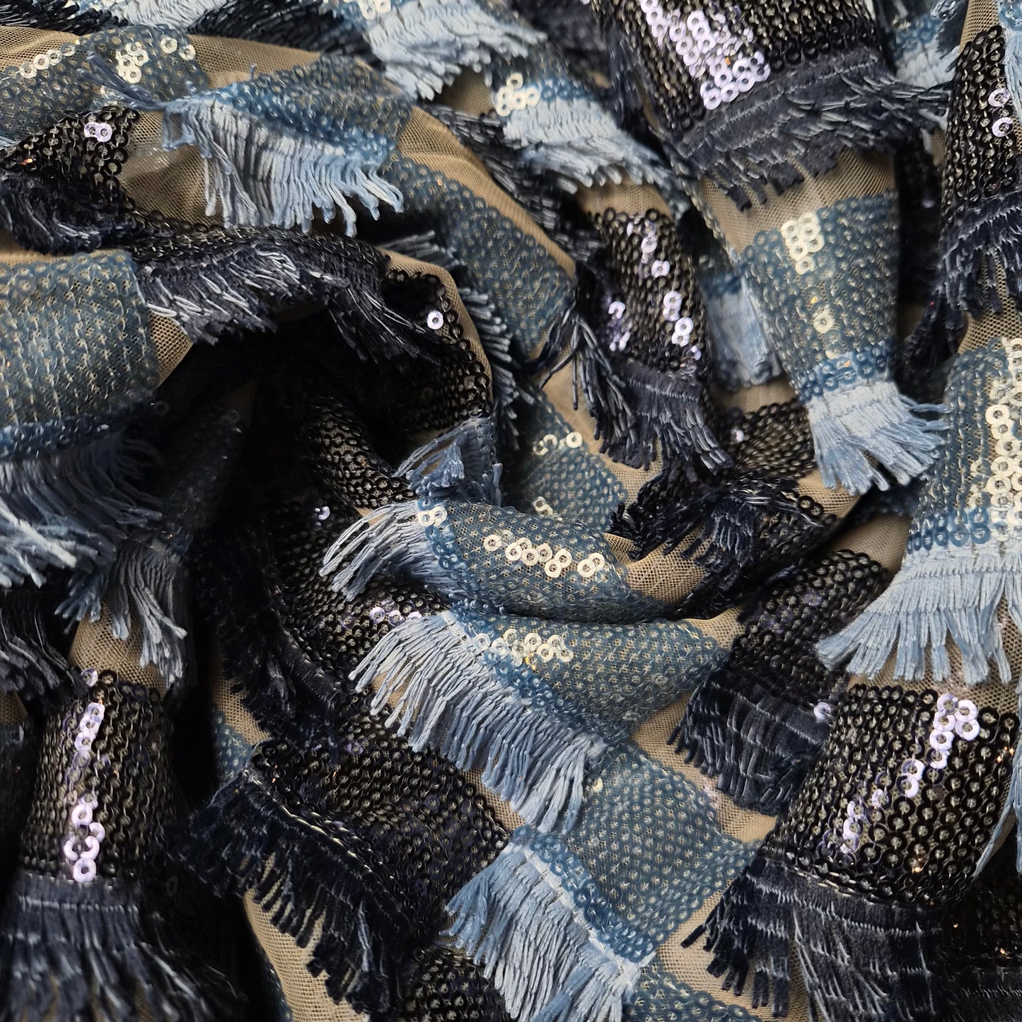 Einzelstück · Pailletten · 250×140 cm