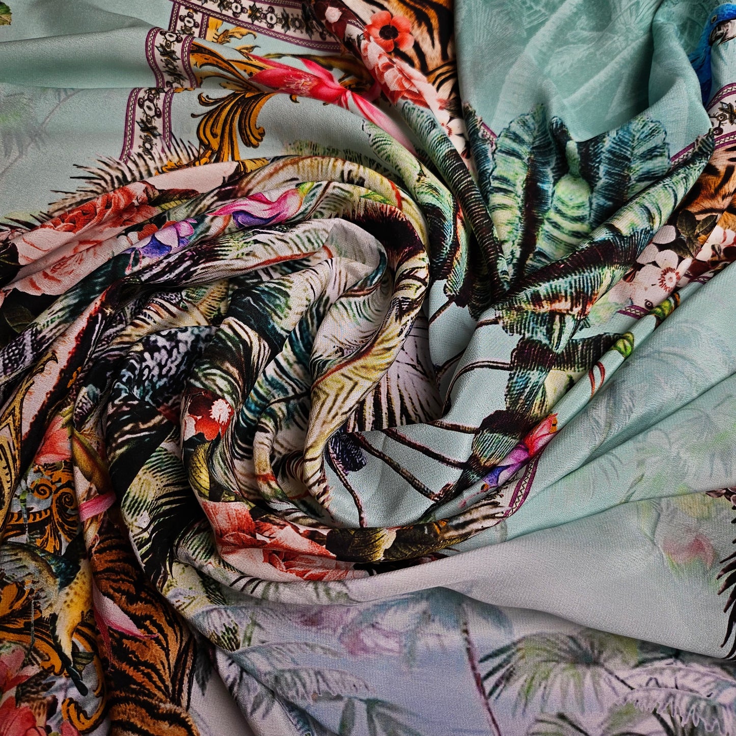 Crêpe Seide , Tropen Print floral mit blauara und tiger pastelltöne· 140 cm