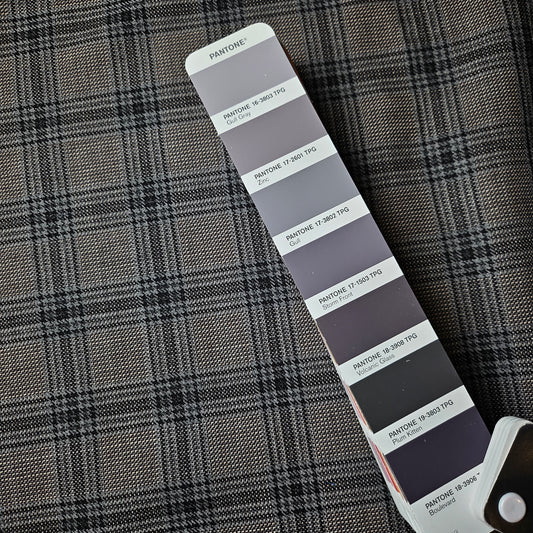 Anzugstoff · Wolle · kariert · Pantone Gull · 150 cm · Meterware