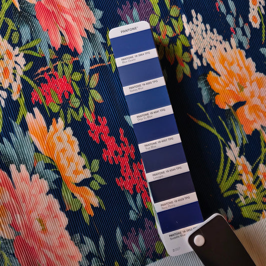 Polyester, True Blue · 130 cm