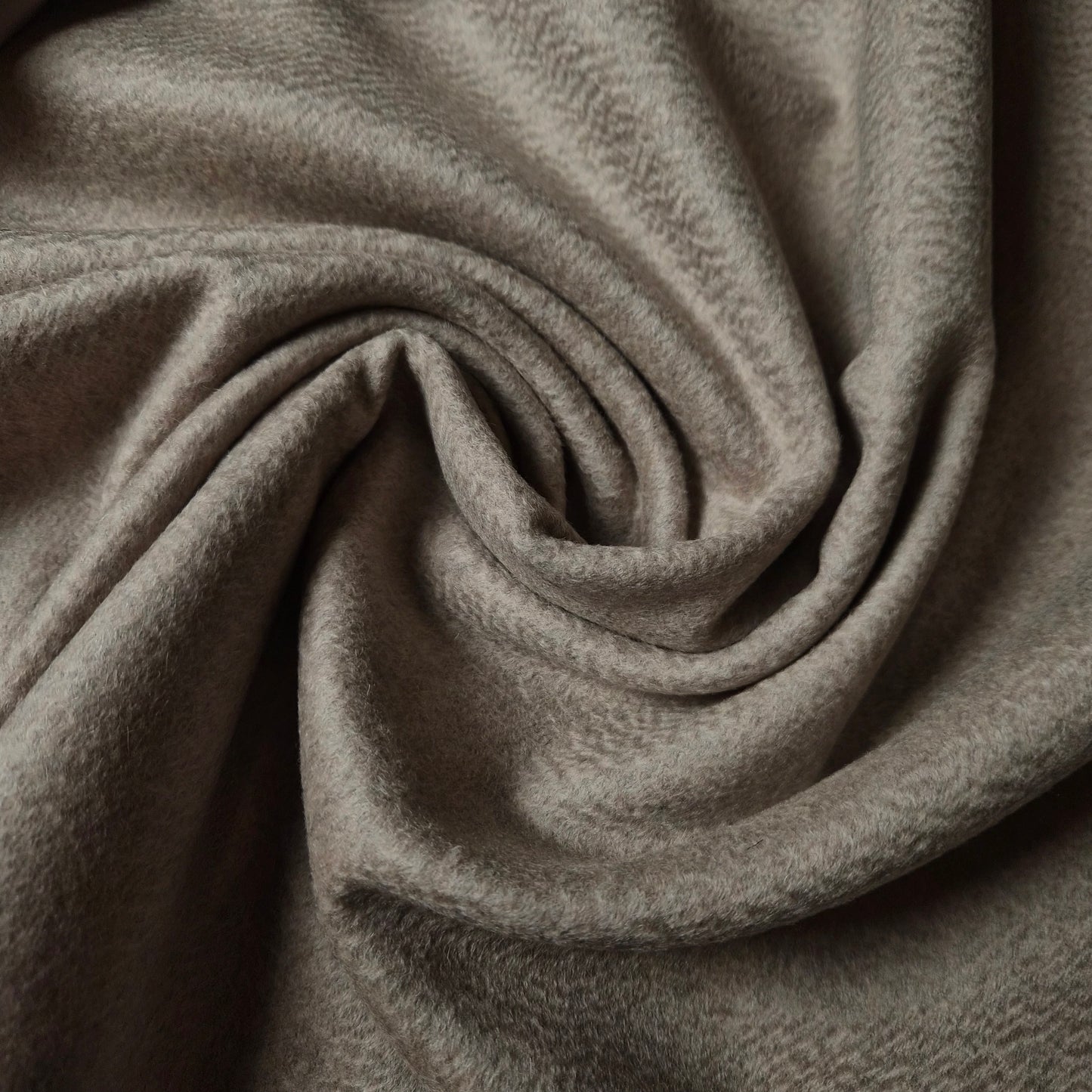 Kombipaket · Mantelstoff · Kaschmir · Pantone Oxford Tan · Stoff 325×150 cm + Viskosefutter 125×140 cm