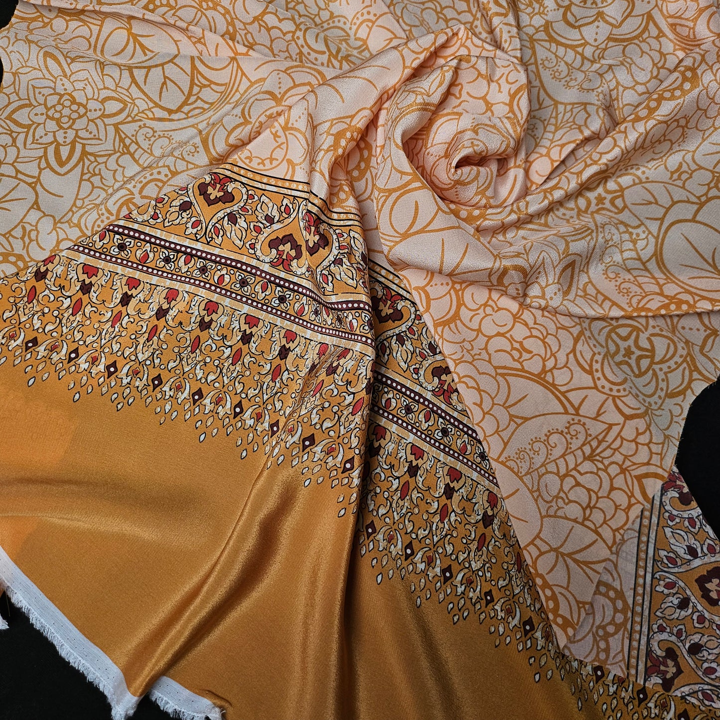 Seide, Yam Paisleyprint · 60×85 cm