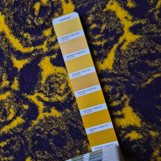 Fleece · Wolle · Floral · Lila und Gelbtöne · 155 cm · 390 g/m² · Meterware