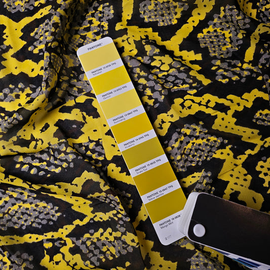 Viskose, Chiffon, Illuminating · 140 cm