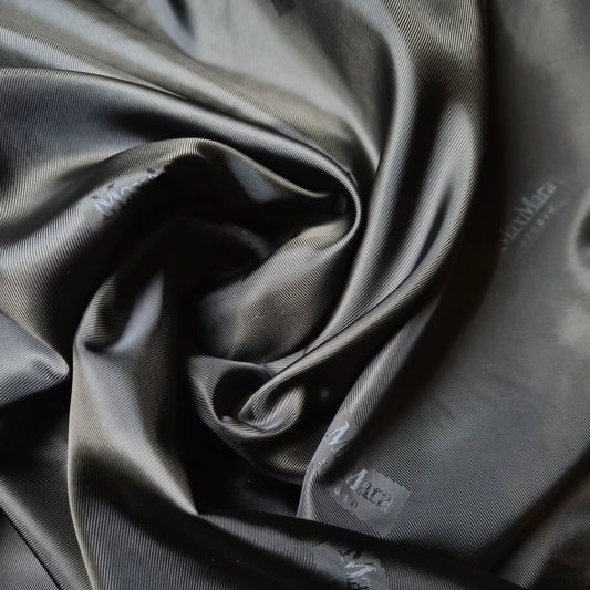 Einzelstück · Futter · Viskose · Logo · Dunkelblau · 130×140 cm · 90 g/m²