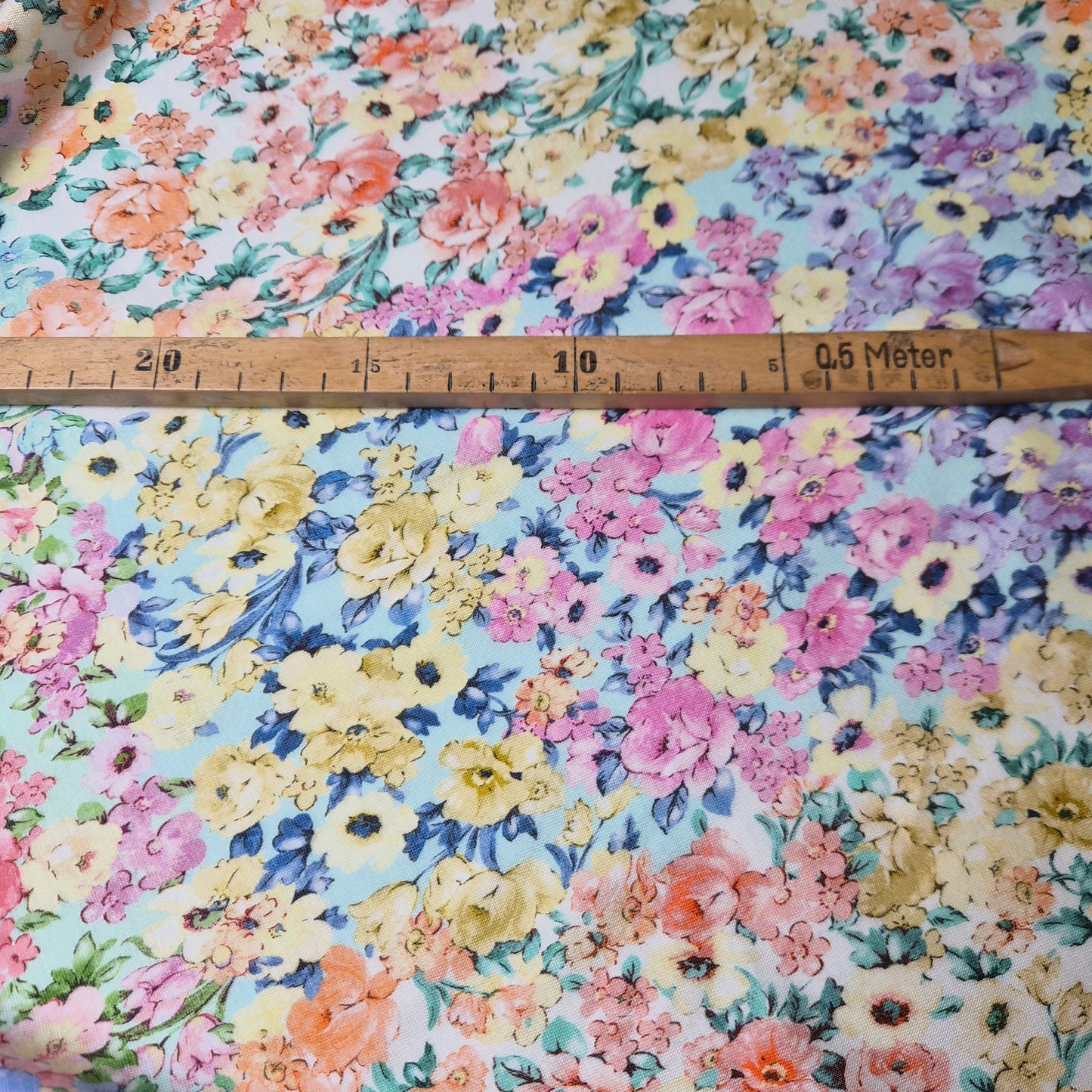Jersey · Viskose · Millefleur · Farbe: pastel · 130 cm · 100 g/m² · Meterware