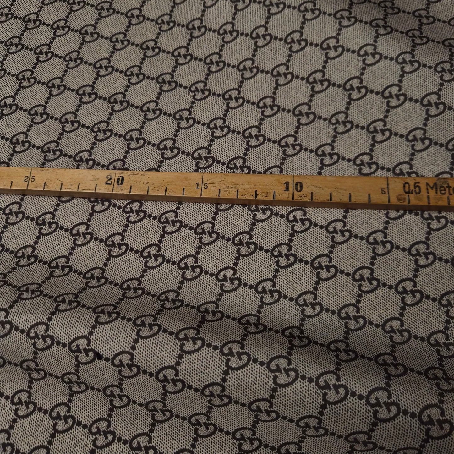 Meterware · Jackenstoff · Wasserdicht · Polyester · Beige- und Brauntöne · 150 cm