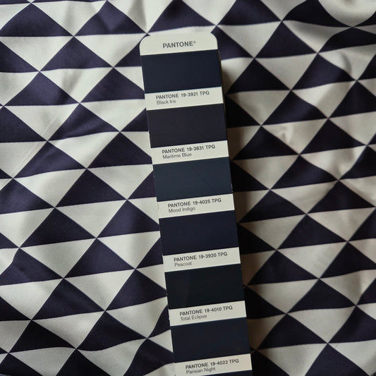 Schalpanel · Twill · Ungesäumt · Seide · Logo · Schwarz und Weißtöne · 90 cm × 90 cm
