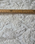 Andre Laude Designerstoff – Deadstock Spitze bestickt Basisfarbe Cloud Dancer Meterware | 50 cm x 90 cm | S12X5X10