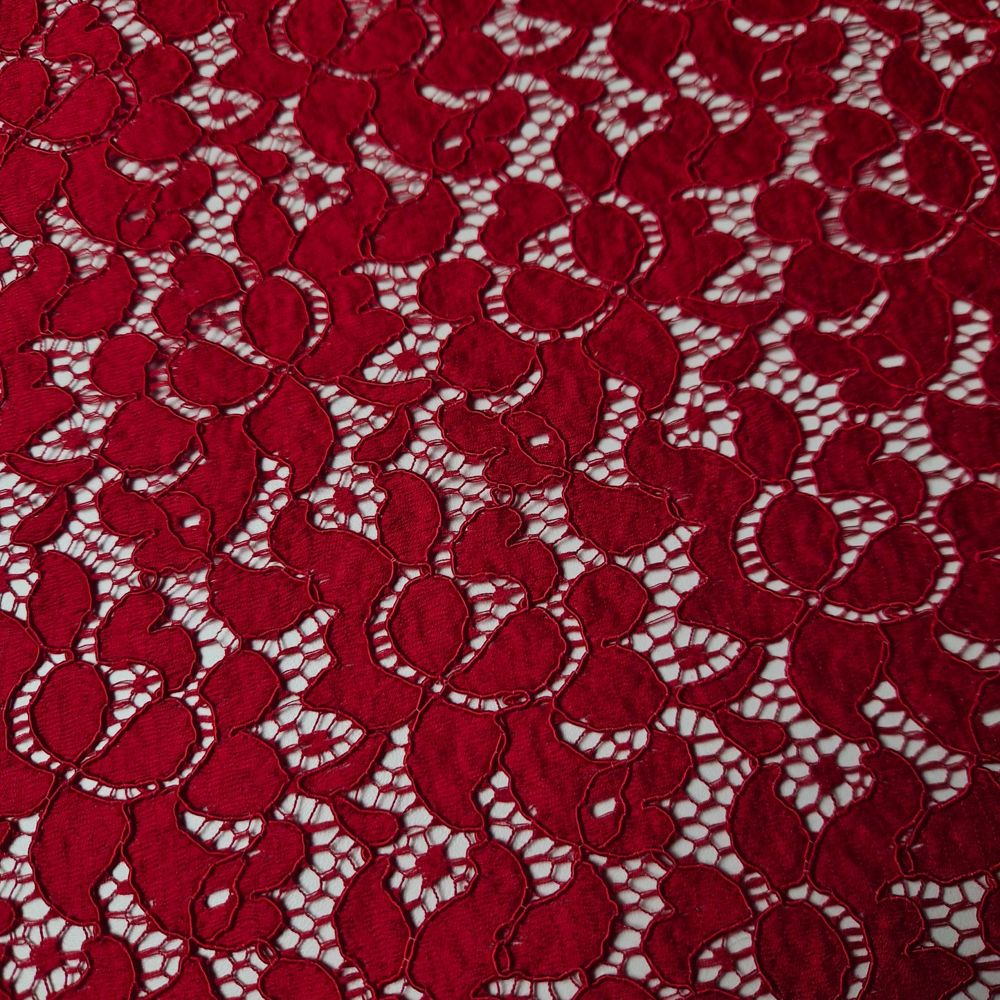 Spitze · Polyester · Floral · Pantone Mars Red · 120 cm · Meterware
