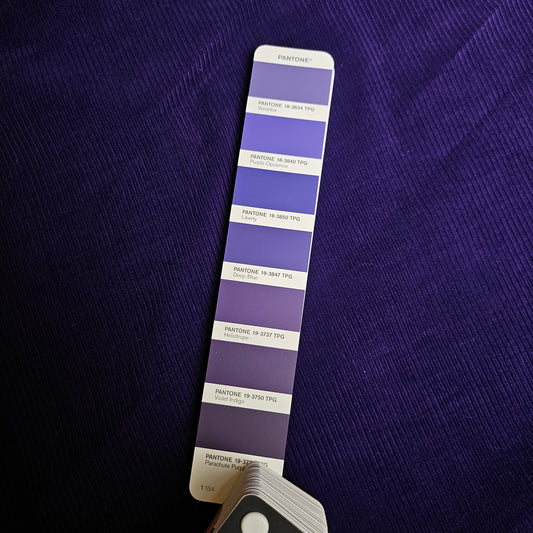 Baumwolle, Cord, Pantone Deep Blue · 145 cm