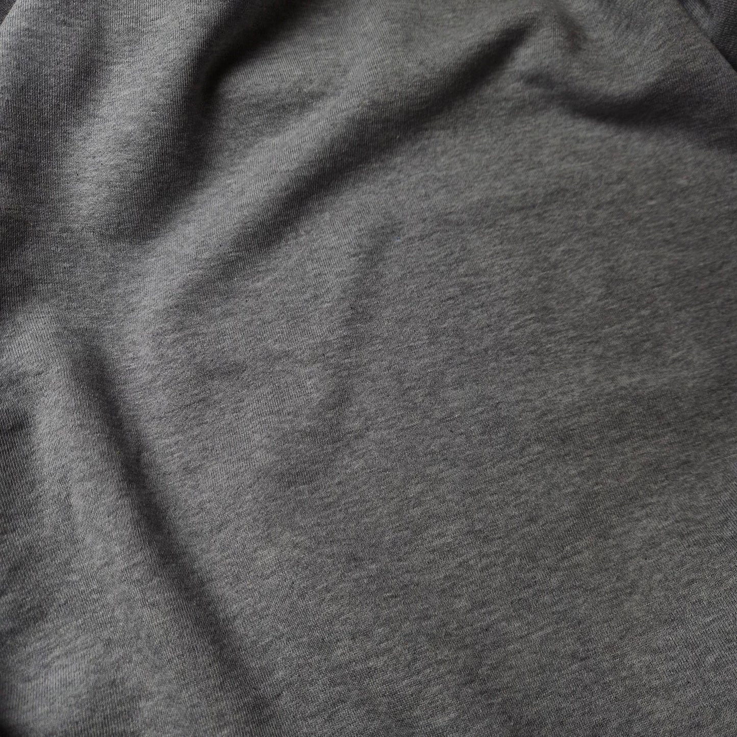 Einzelstück · Sweat · Baumwolle · Pantone Limestone · 180×170 cm
