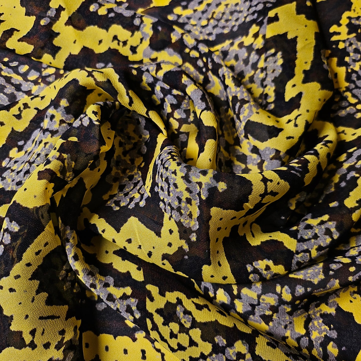 Viskose, Chiffon, Illuminating · 140 cm