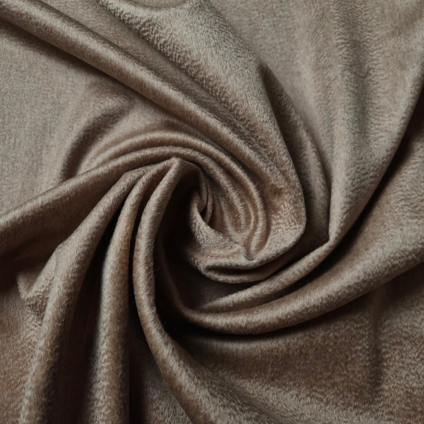 Kombipaket · Mantelstoff · Kaschmir · Pantone Ivory Cream · Stoff 220×150 cm + Viskosefutter 200×140 cm
