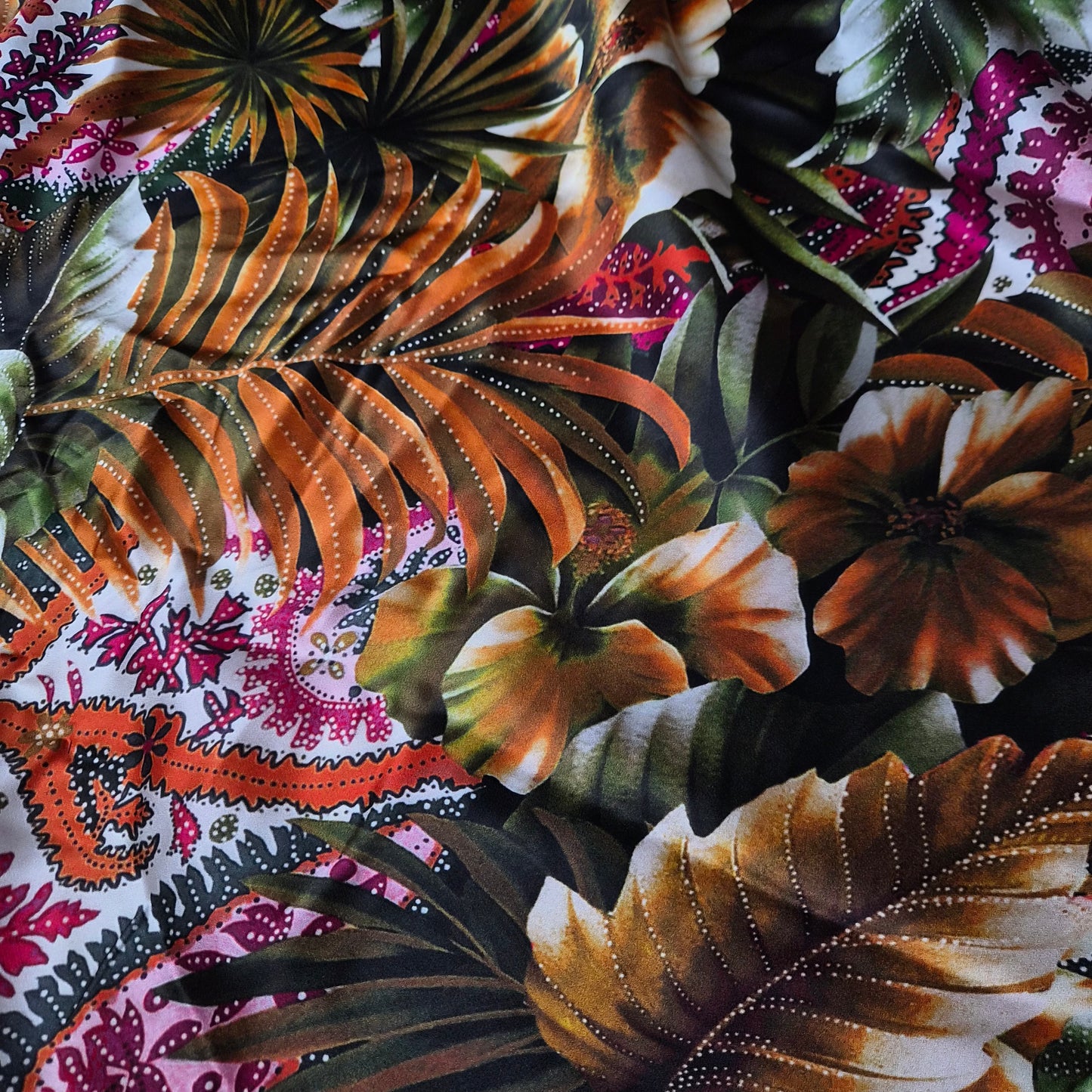 Satin · Seide · Floral · Bunt · 150×140 cm · Einzelstück