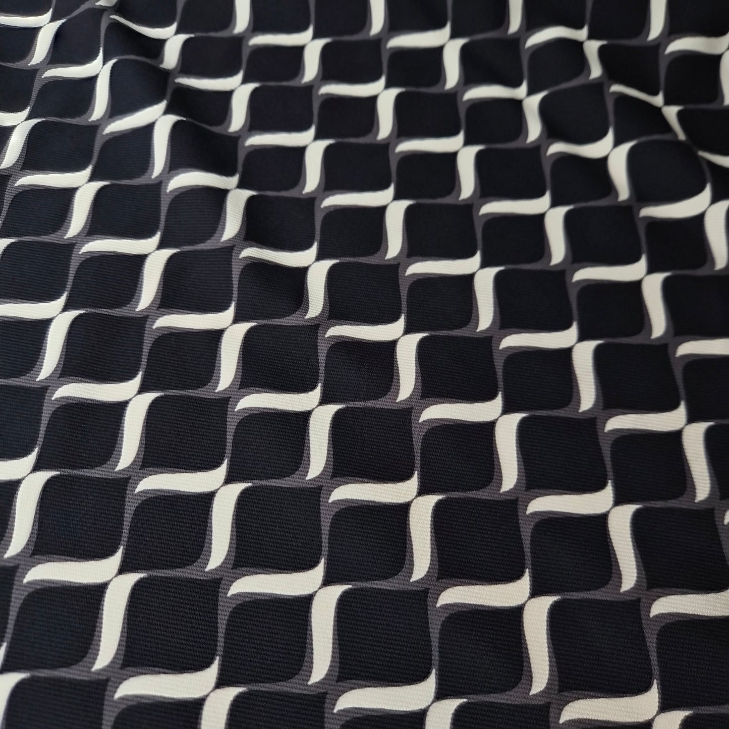 Punto Milano · Polyester · Geometrisch · 140 cm · Meterware