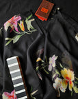 Deadstock Seidenchiffon Poncho – Schwarz mit Blumenprint, Etr*o (Einzelstück, Maße 68 × 135 cm) (S10X1X32)