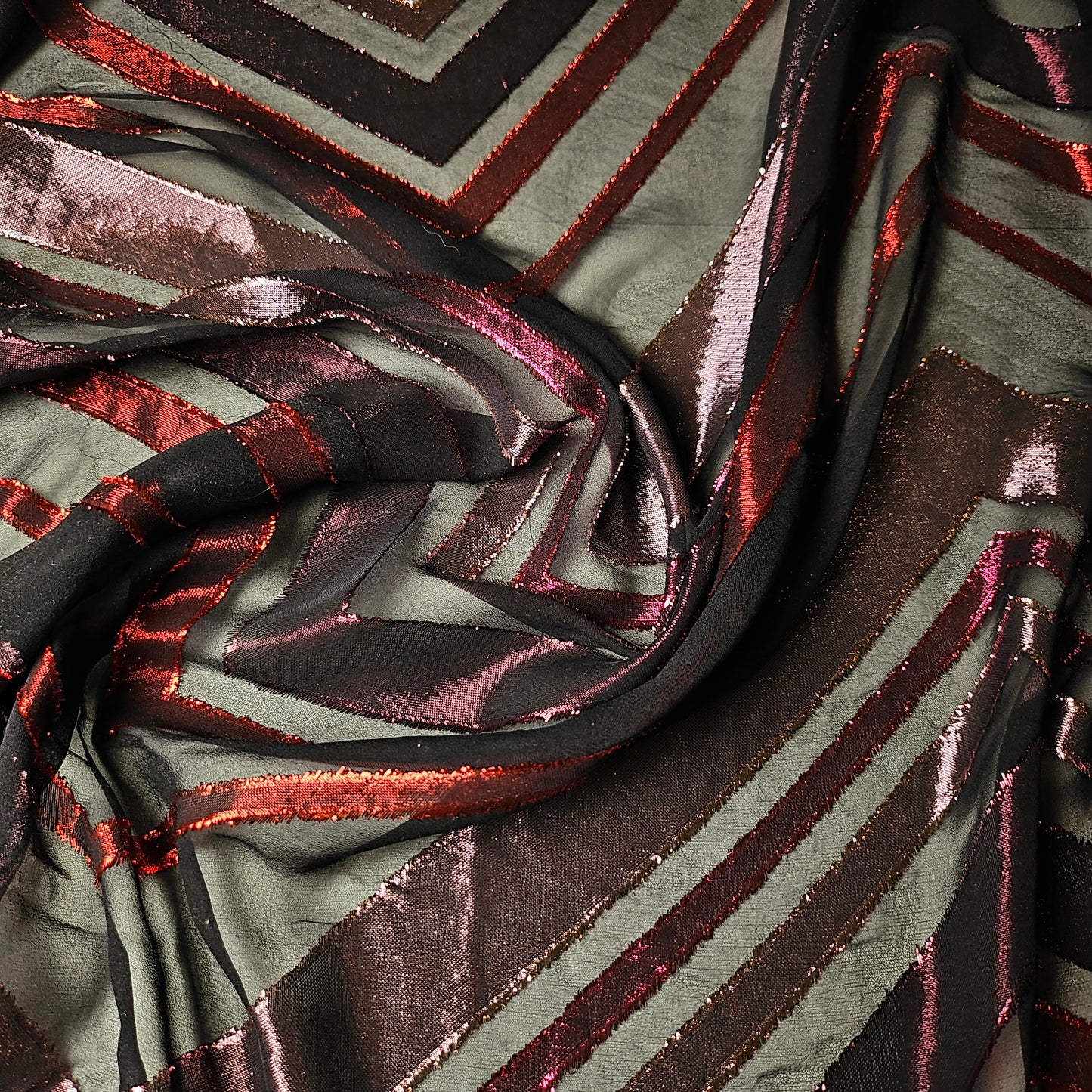 Lurex, Seide, Fil Coupé, Pantone Stretch Limo · 140 cm