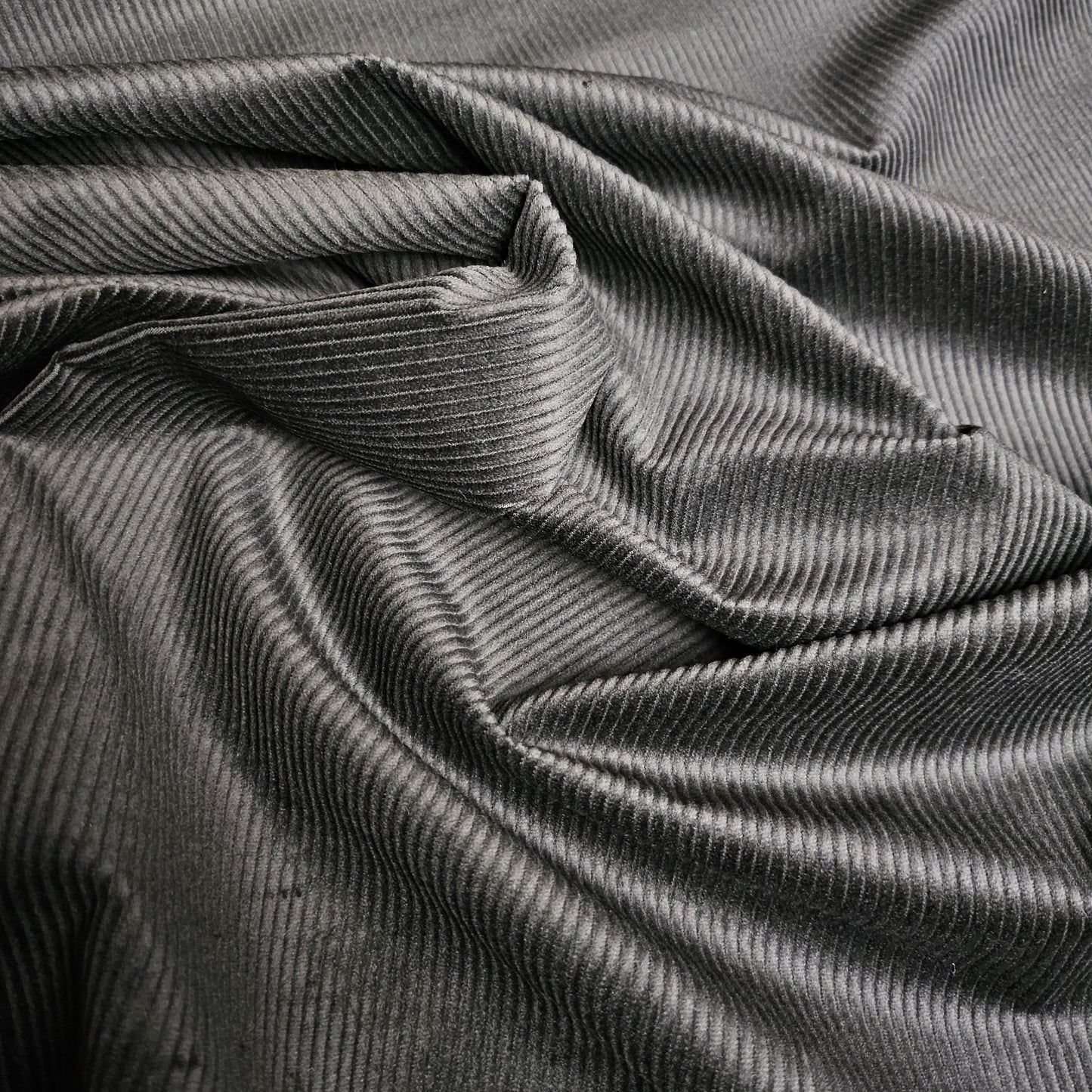 Cord · Stretch · Baumwolle · Uni · Pantone Phantom · 150 cm · 250 g/m² · Meterware