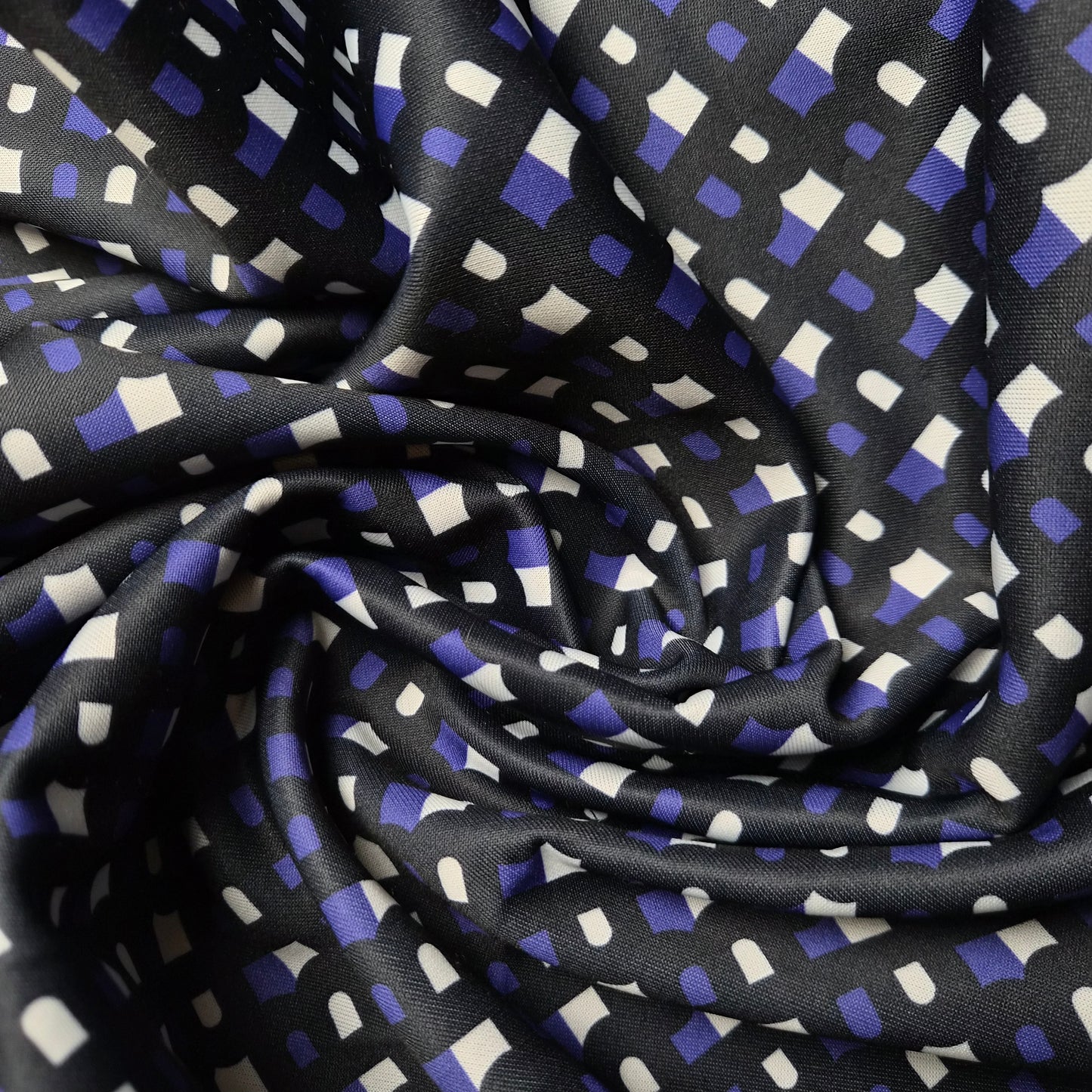 Einzelstück · Punto Milano · Polyester · 300×160 cm