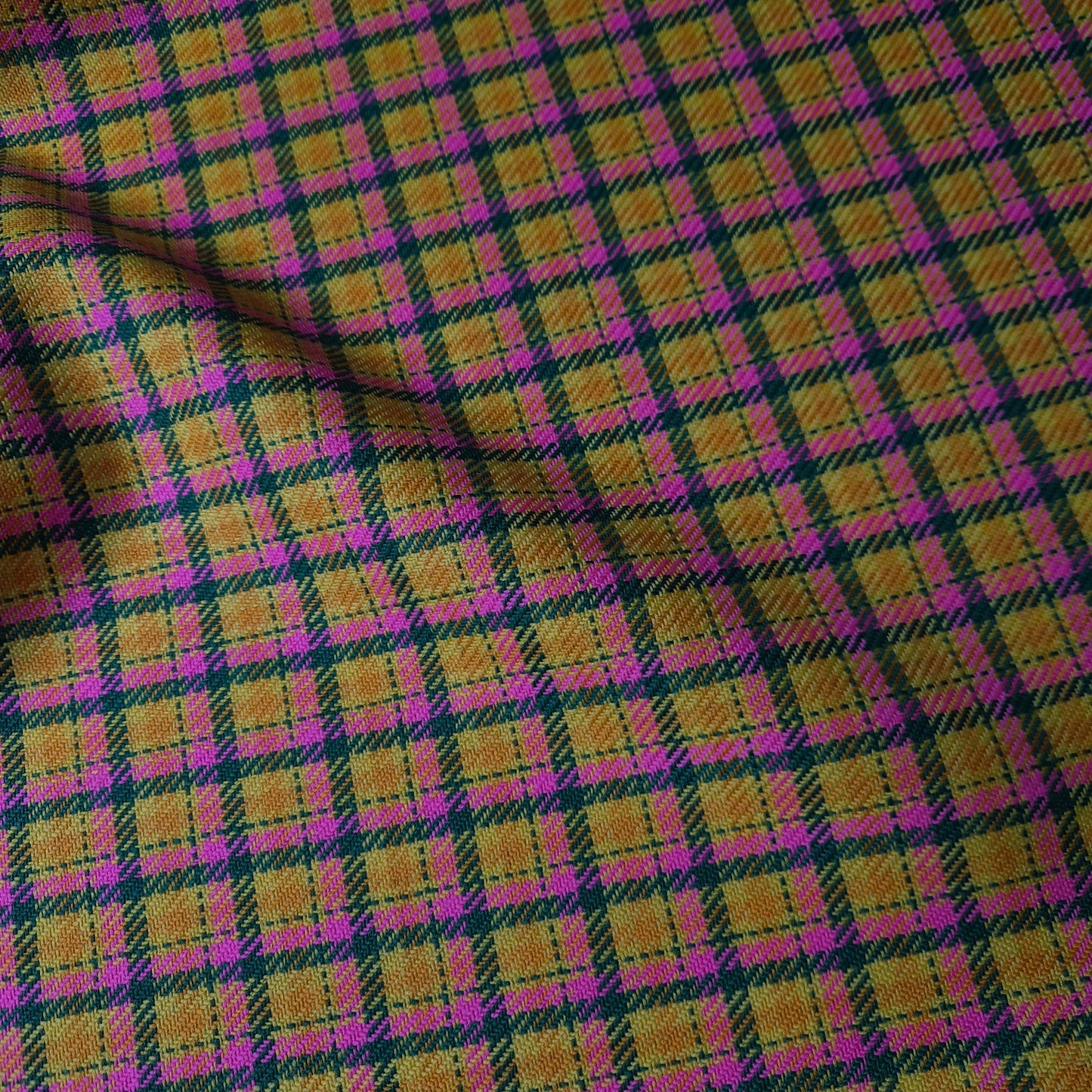 Anzugstoff · Wolle · Kariert · Farbe: Gelb- und Pinktöne · 150 cm · 310 g/m² · Meterware