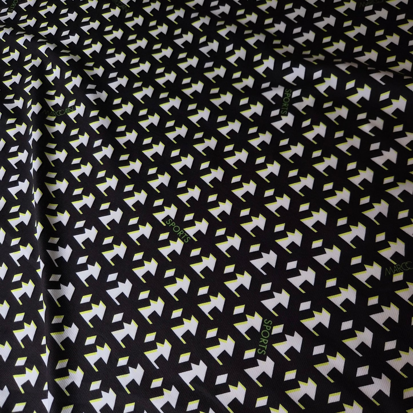 Feinripp · Baumwolle, Elasthan · Abstraktes Muster · Farbe: schwarz und weiß NEON · 135 cm · 180 g/m² · Meterware
