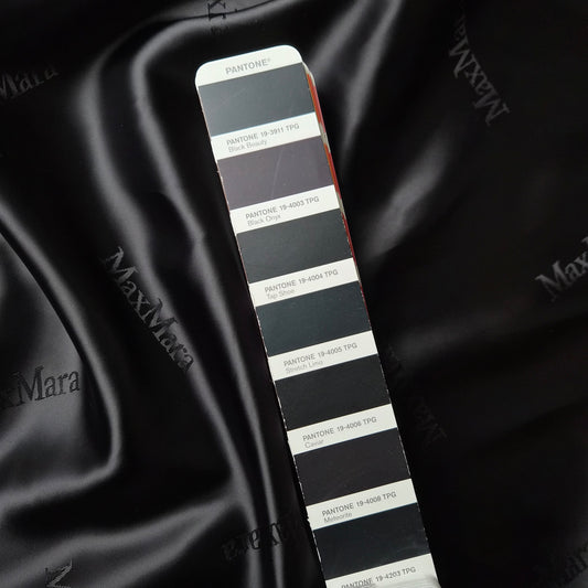Futter · Viskose · Logo · Pantone Stretch Limo · 140 cm · 110 g/m² · Meterware