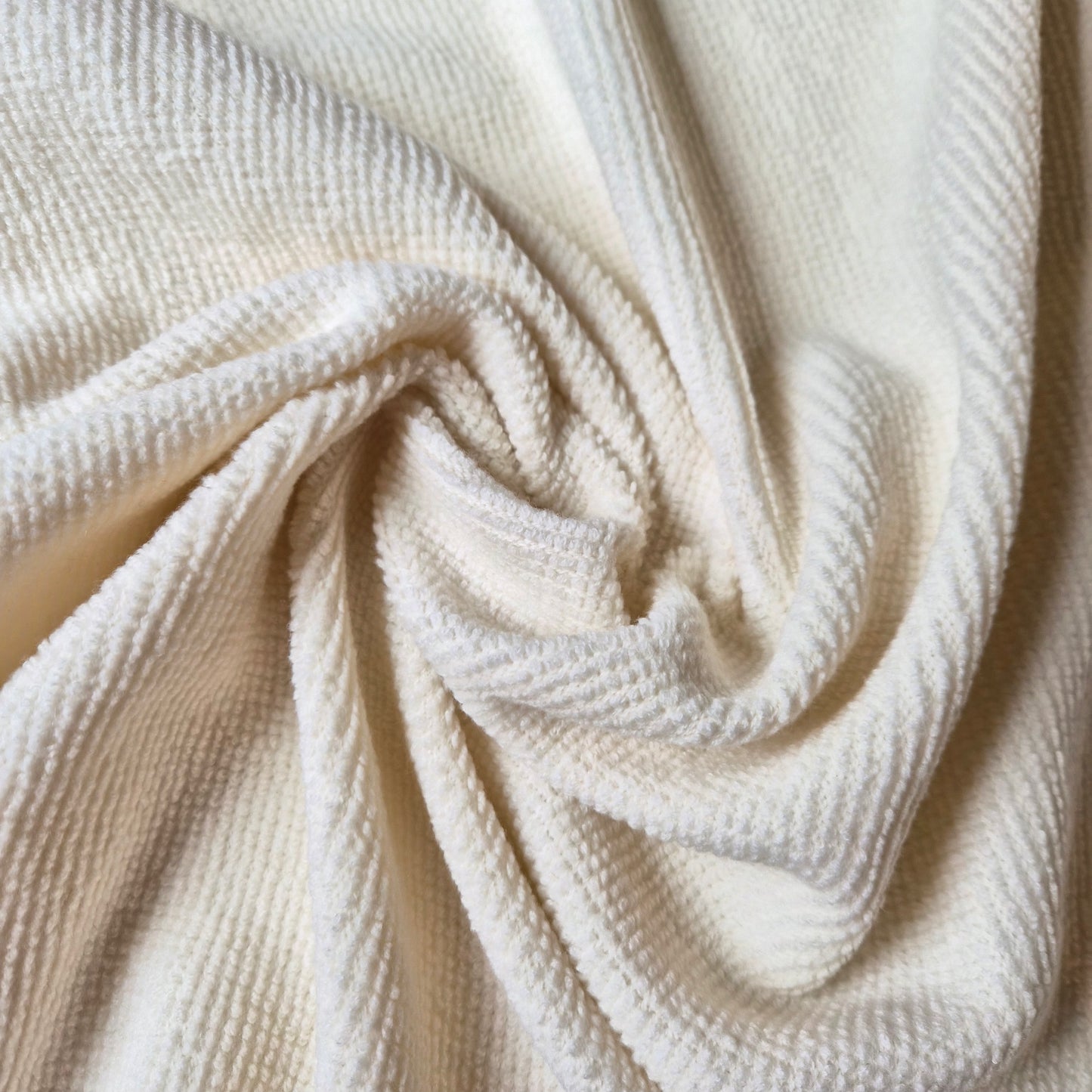 3D-Strick · Kaschmir · Pantone Vanilla Ice · 155 cm · 350 g/m² · Meterware