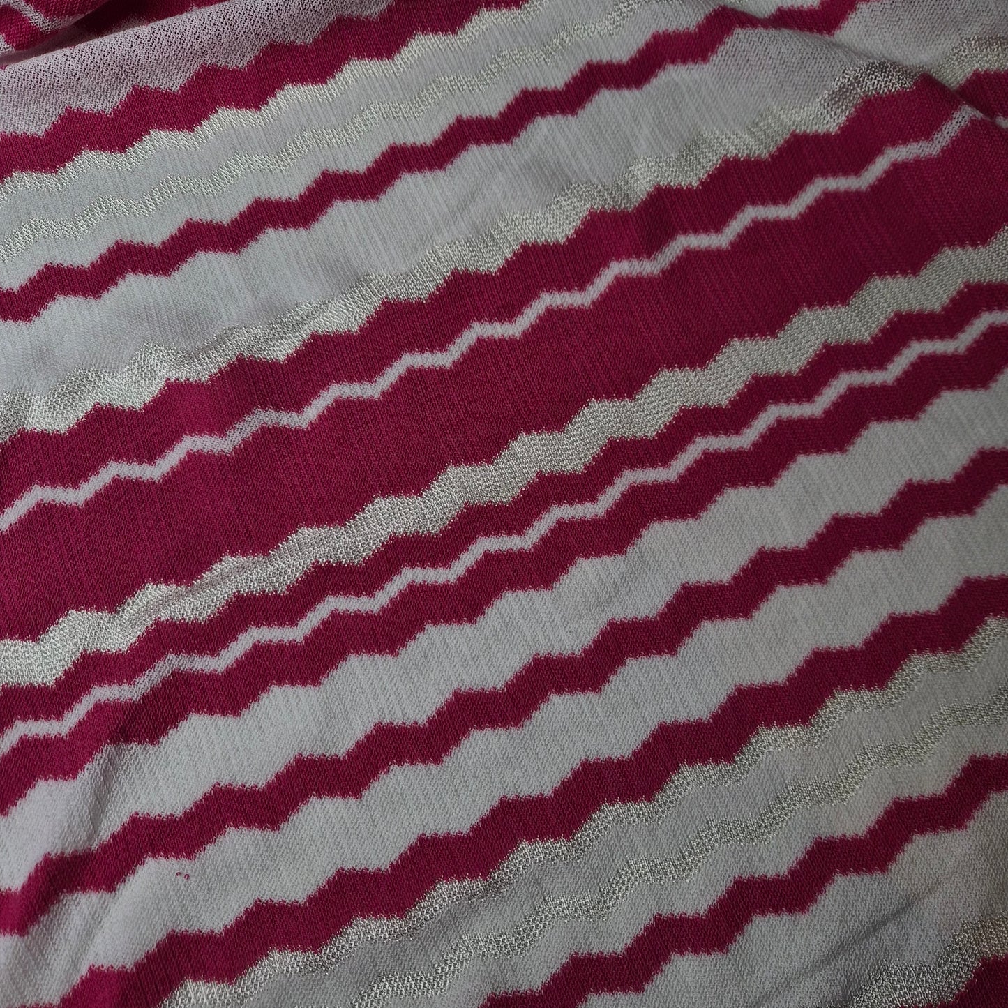 Meterware · Strickstoff, Wolle, Baumwolle, Viskose, Pantone Pink Peacock – Lucent White · 140 cm 160g/m2